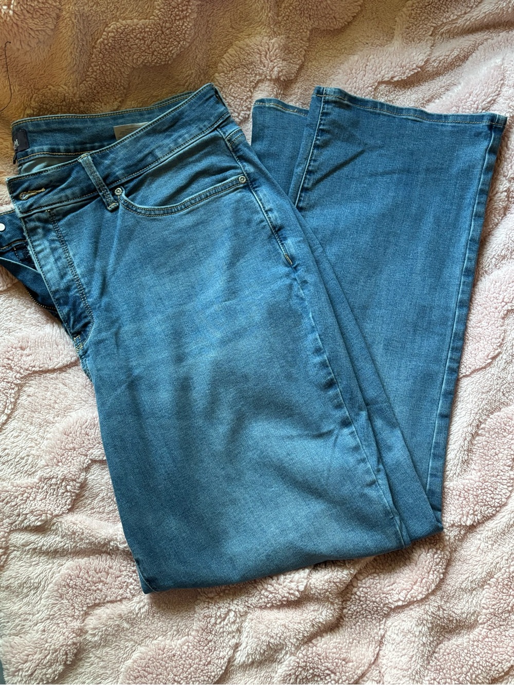 NYDJ Women's Blue High-Rise Straight Leg Jeans
